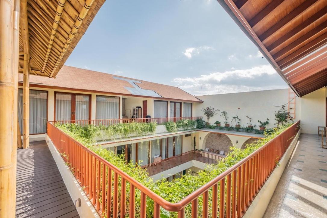 Ellisani Bali Apartment Canggu  Bagian luar foto